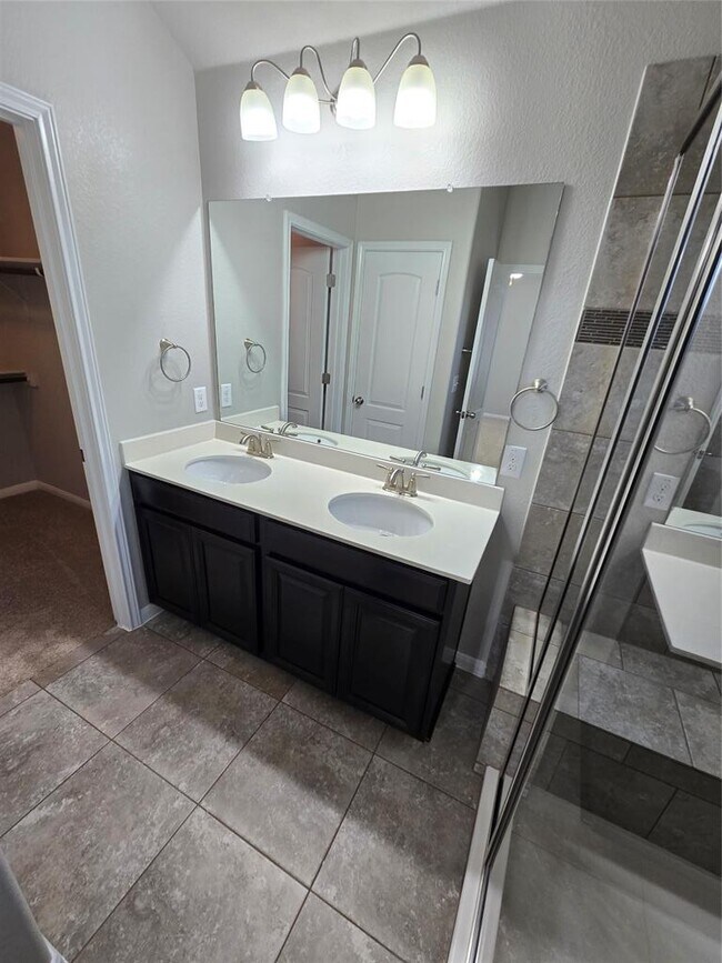 Building Photo - 112 Cypress Bend Ct