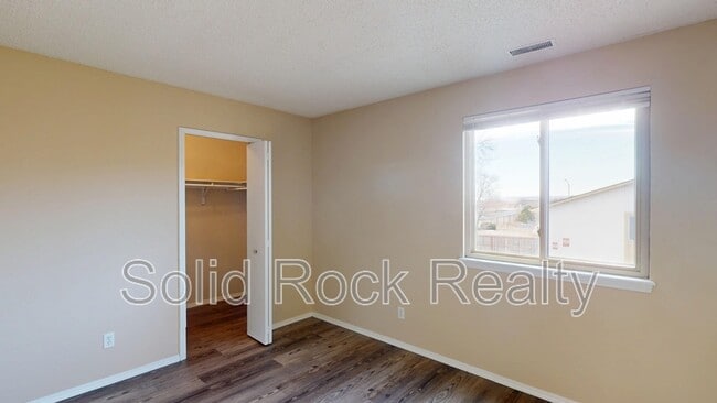 Building Photo - 1845 Zebulon Dr