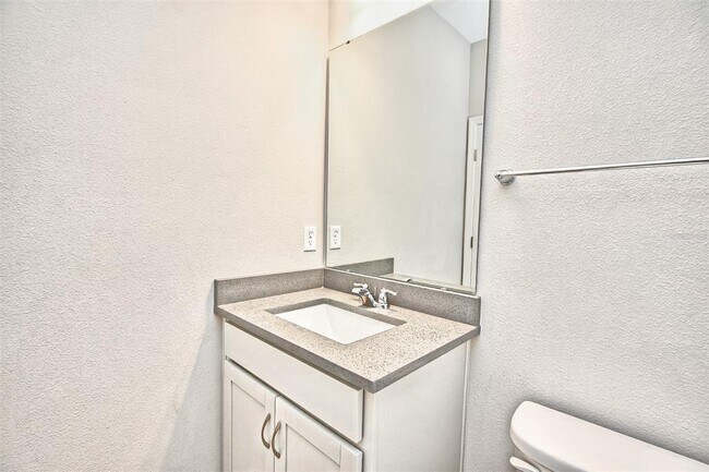 Building Photo - 6443 Cyrils Dr