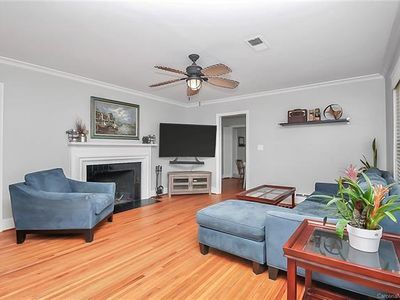 Building Photo - 3419 Country Club Dr