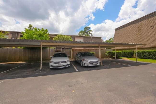 Building Photo - 12633 Memorial Dr