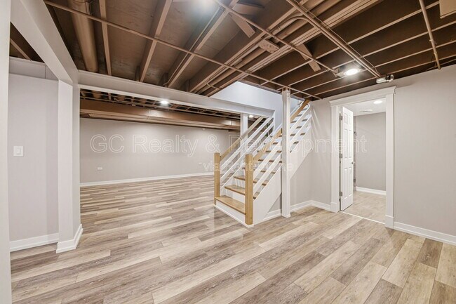 Building Photo - 276 S Kenilworth Ave