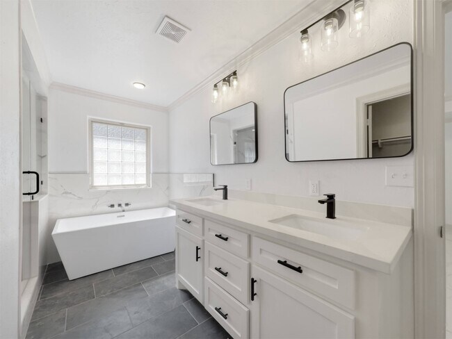 Building Photo - 19502 Balsas Dr