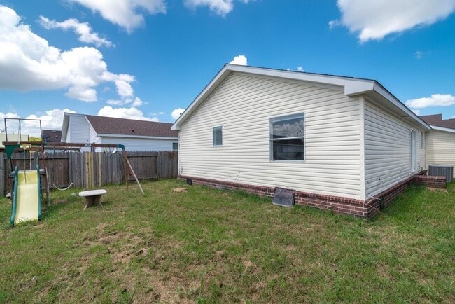 Building Photo - 10115 Berrybriar Ln