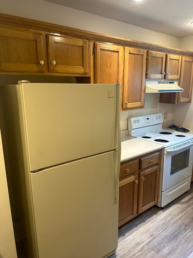 Building Photo - 1017 Smither Dr