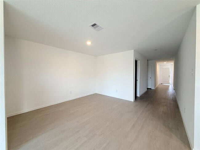 Building Photo - 29035 Great Flatland Trl