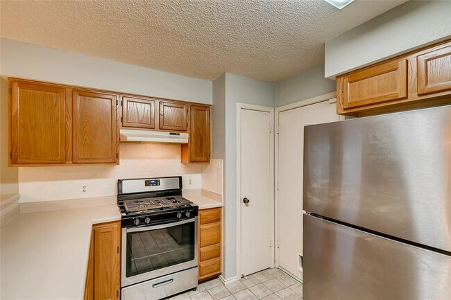 Building Photo - 14008 Maricella Ln