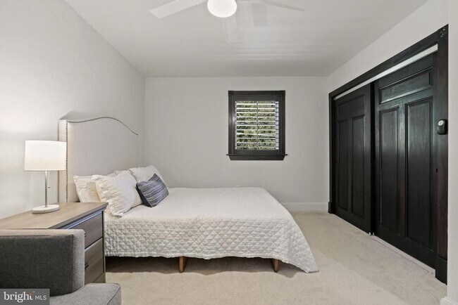 Building Photo - 2730 Oak Valley Dr