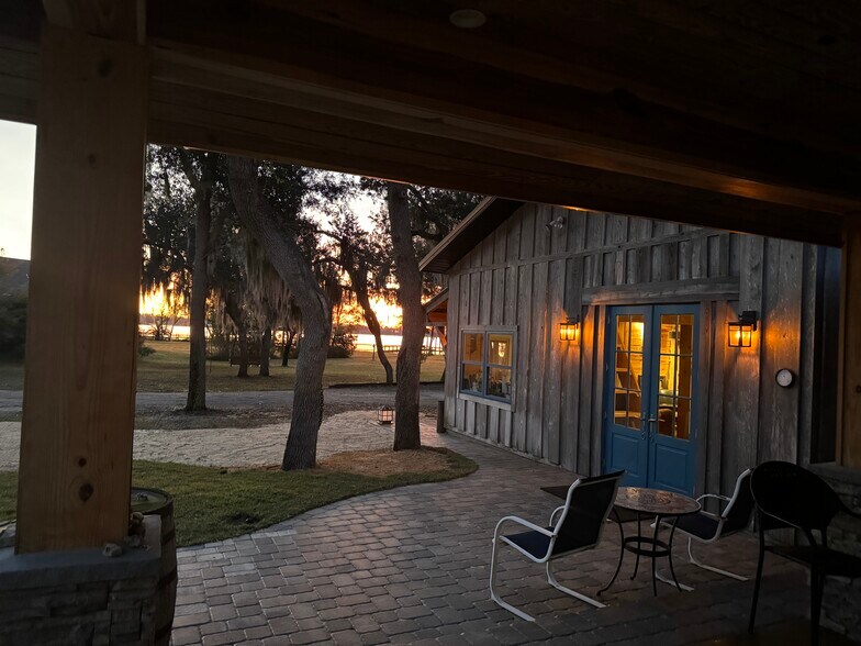 Building Photo - 3610 Conwick Dr