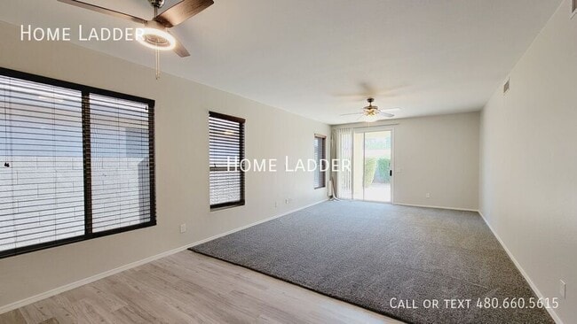Building Photo - 6235 W Navajo Dr