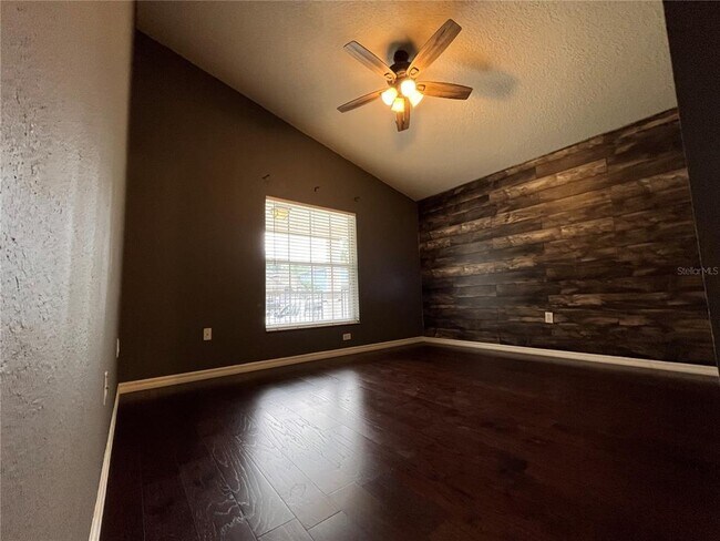 Building Photo - 7503 S West Shore Blvd