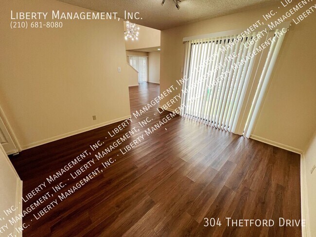 Building Photo - 304 Thetford Dr