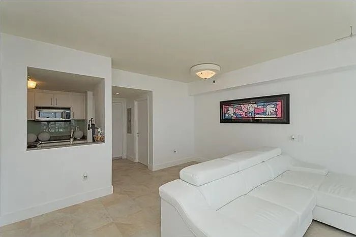 Building Photo - 450 Alton Rd