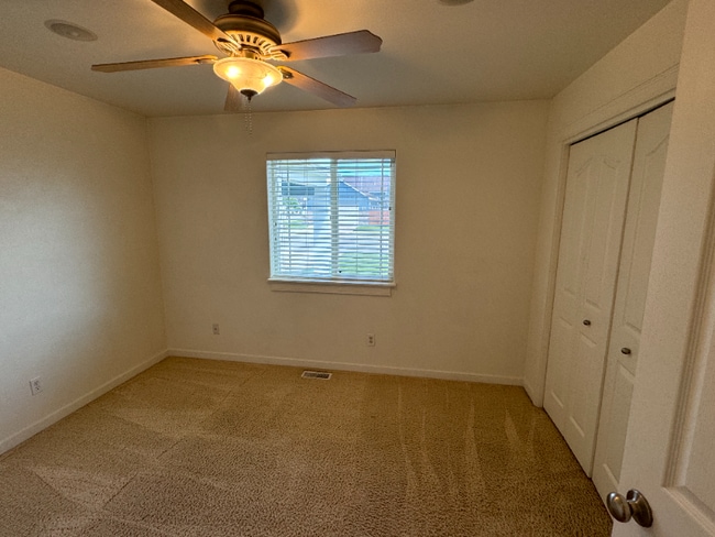 Building Photo - 2212 Pintail Ct