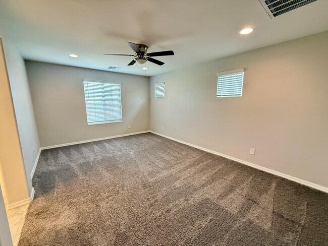 Building Photo - 14220 W Buckskin Trl