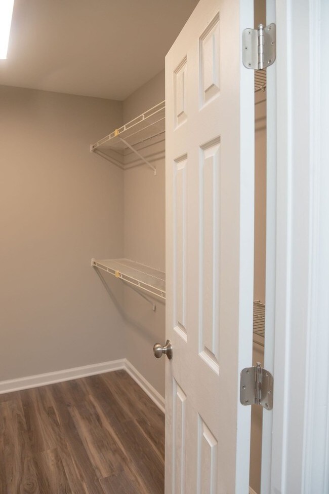 Building Photo - Condo in Brandon Ridge