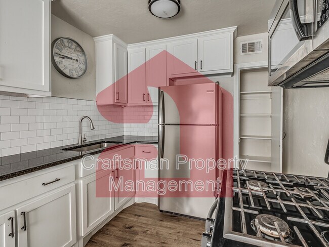Building Photo - 704 NW 92nd St