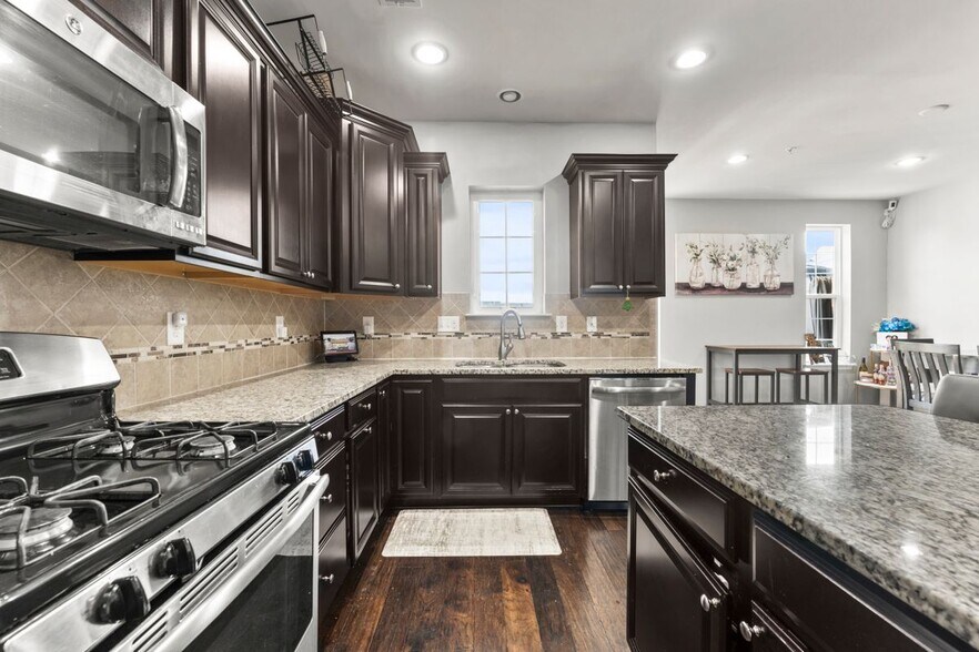 Building Photo - 11472 Stockport Pl