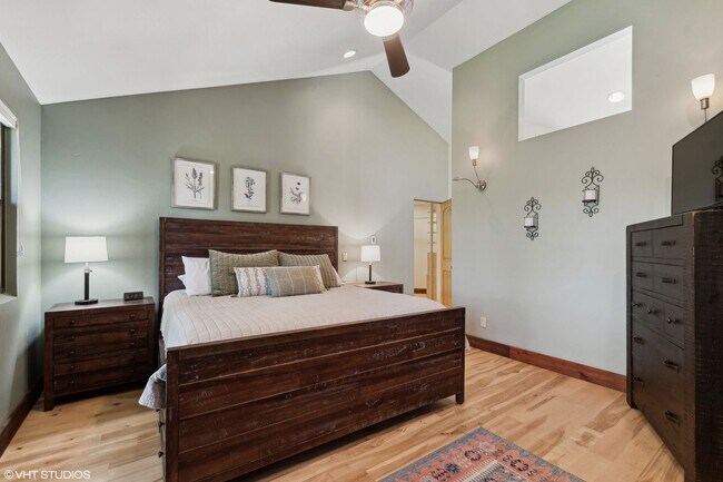 Building Photo - Charming 4 bedroom Home in Whitefish on 3 Acres