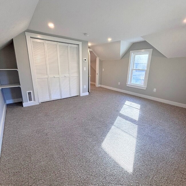 Building Photo - 301 Central St