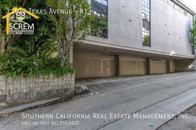 Building Photo - 11817 Texas Ave