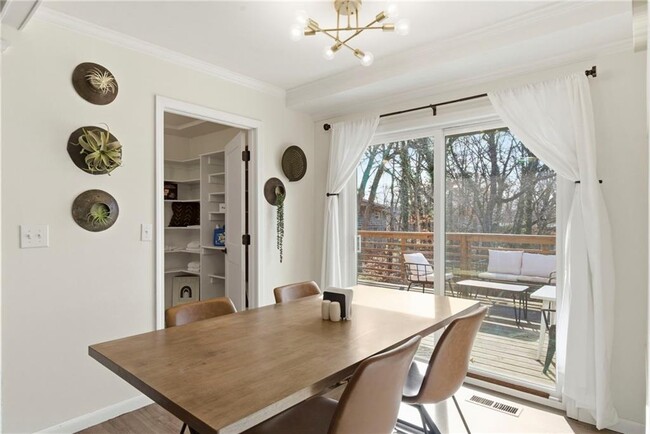 Building Photo - 3 Leigh Ln