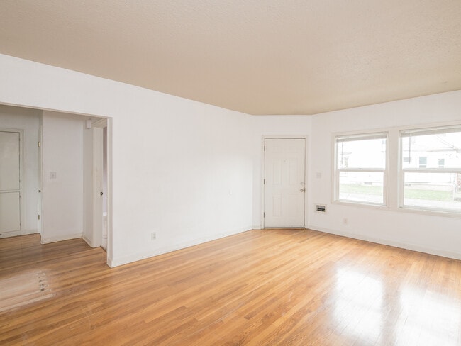 Building Photo - 919 NE Alberta St