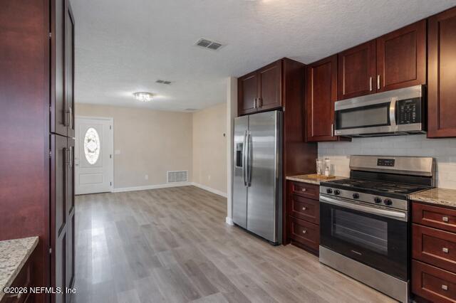 Building Photo - 10036 Delano Dr N