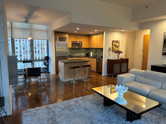 Building Photo - 310 W 52nd St