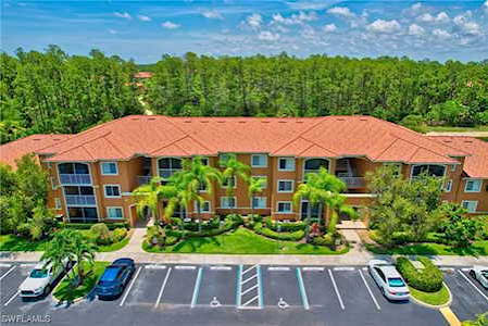 Building Photo - 1840 Florida Club Cir