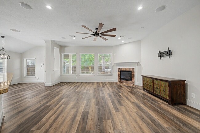 Building Photo - 31032 Sunfall Trail Ln