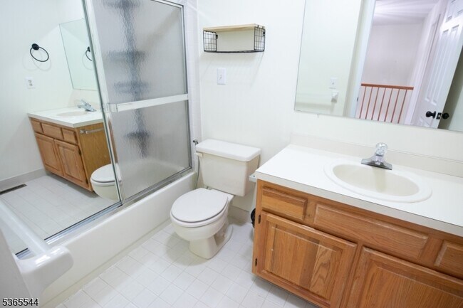 Building Photo - 1203 Magnolia Ct