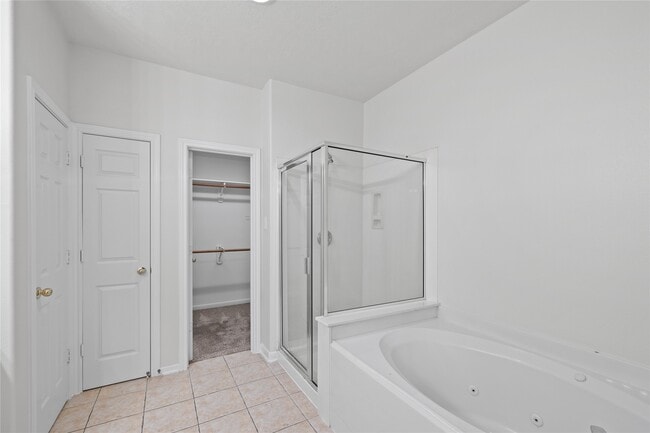 Building Photo - 107 W Burberry Cir