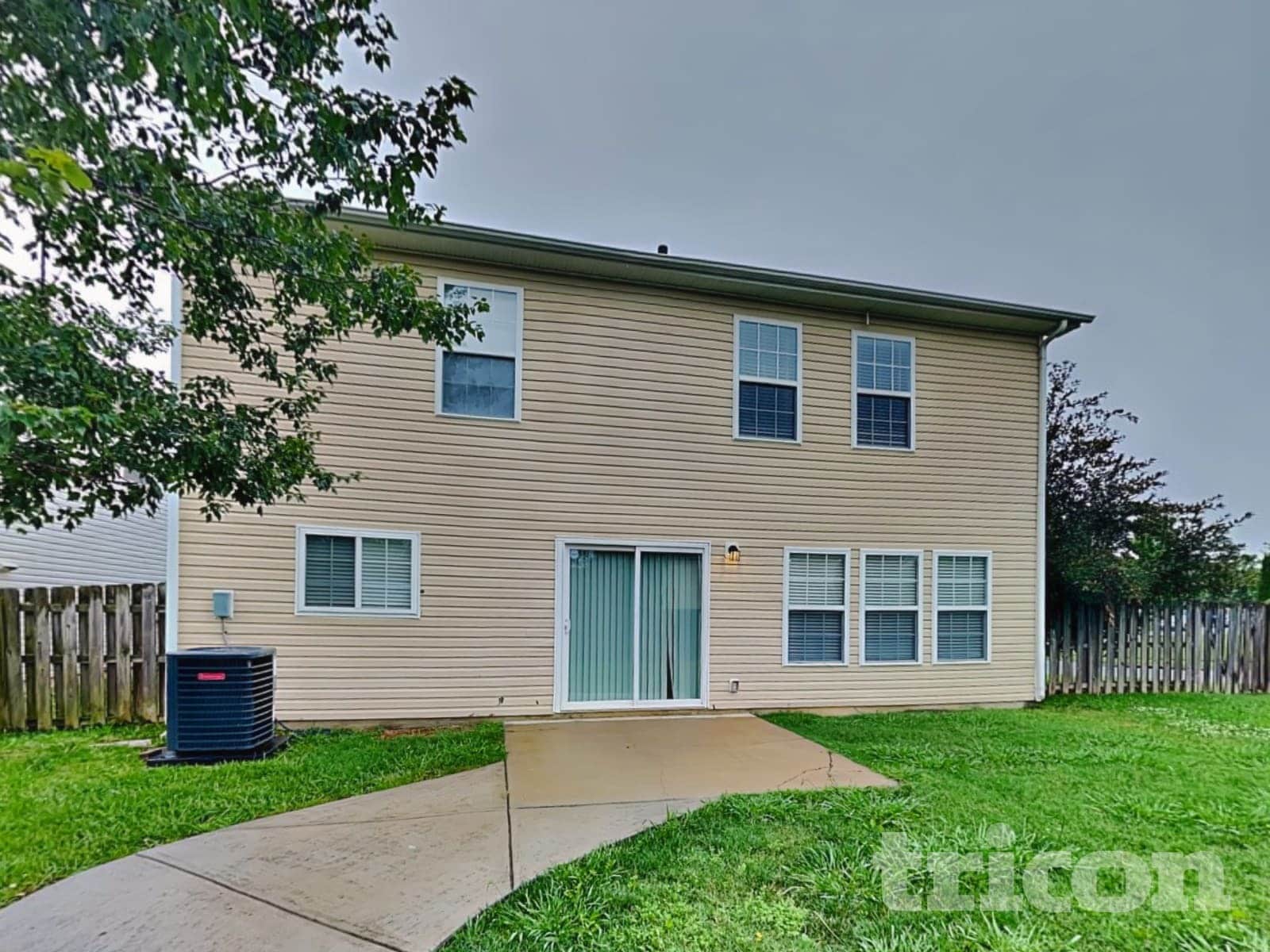 Building Photo - 310 Waterlemon Way