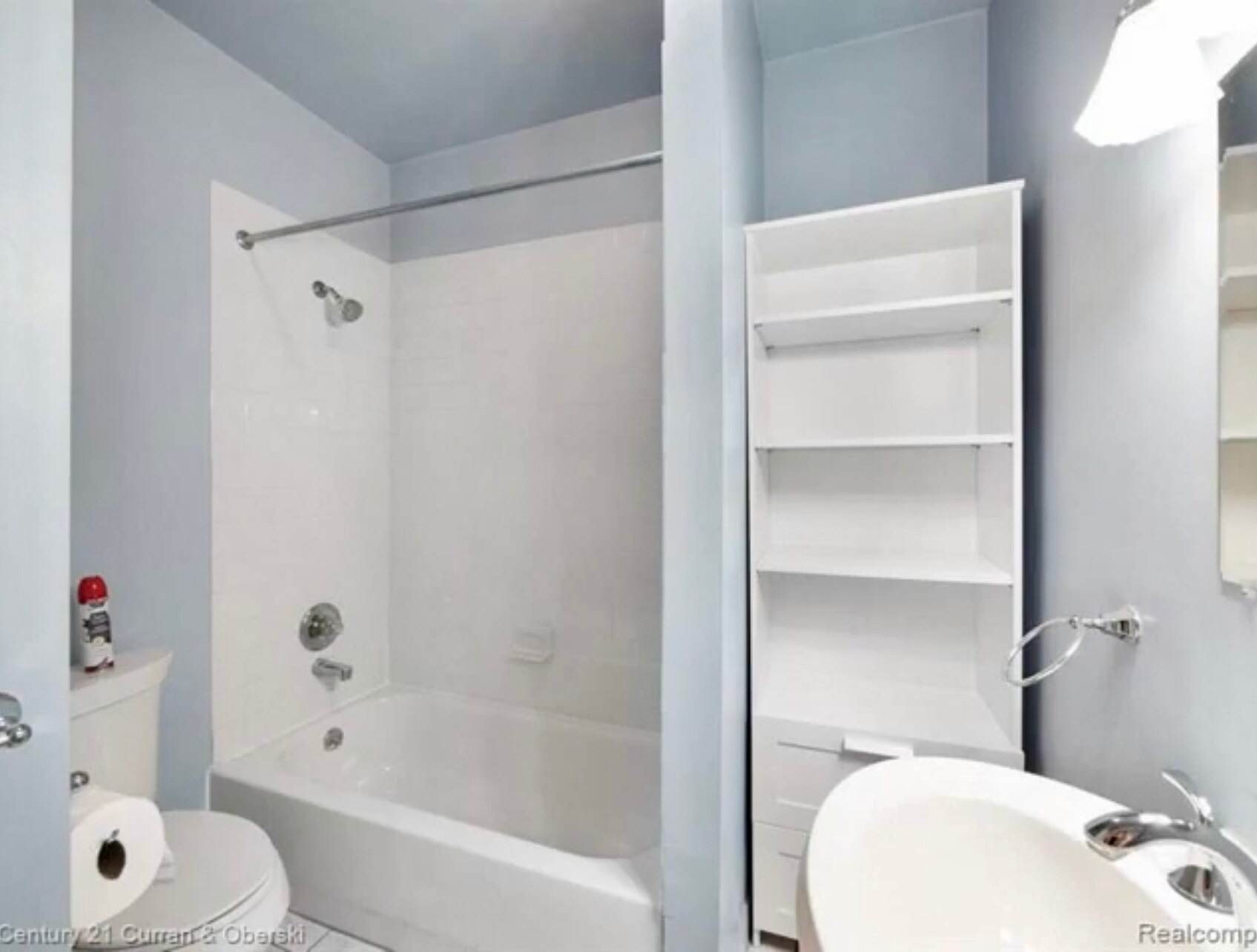 2nd Bathroom - 455 E Ferry St