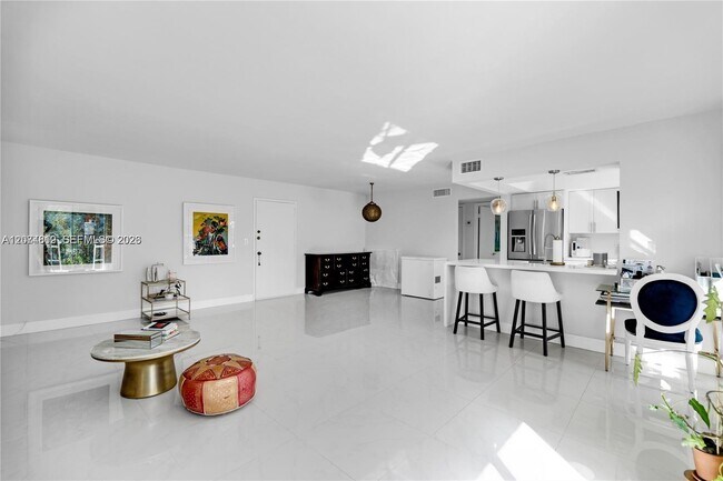 Building Photo - 110 Salamanca Ave