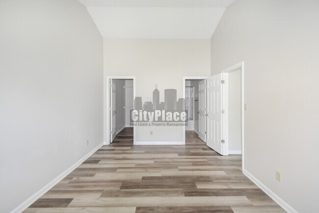 Building Photo - 6830 Medallion Dr