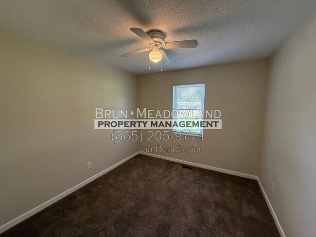 Building Photo - 103 Mapletree Ln
