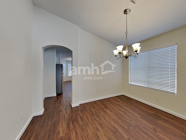 Building Photo - 3237 E Blackhawk Dr