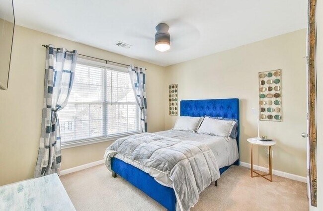 Building Photo - 6174 Indian Wood Cir