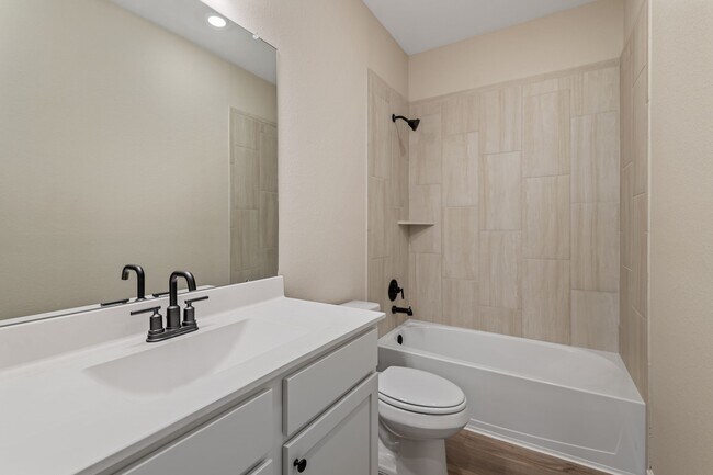 Building Photo - 1031 Rosewood Trl