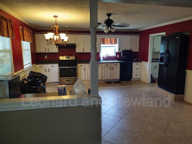 Building Photo - 17372 Leatherwood Rd