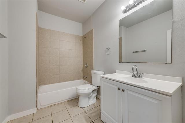 Building Photo - 626 W Crawford St