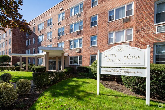 Building Photo - South Ocean House