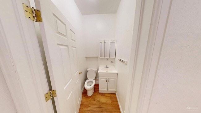 Building Photo - 1105 11th St