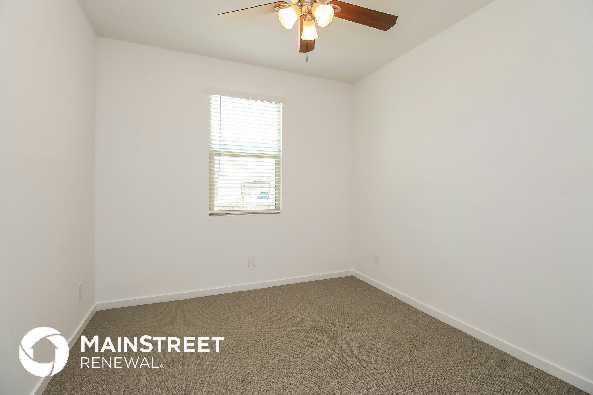 Building Photo - 4355 E Gallop Trail