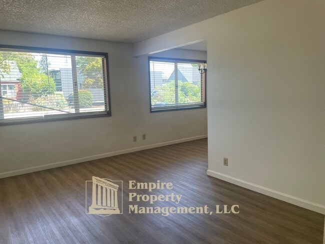 Building Photo - 1278 W 8th Ave