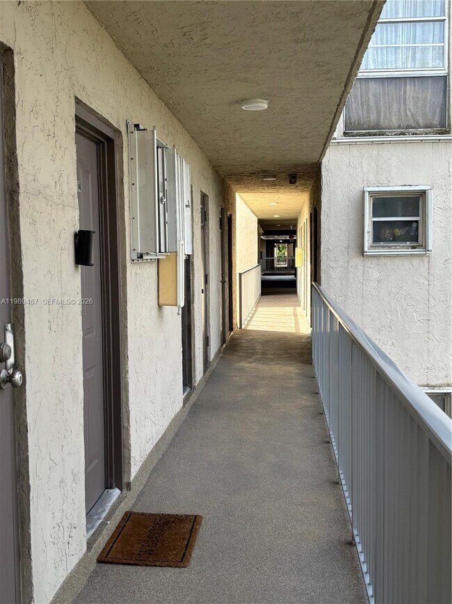 Building Photo - 10900 SW 104th St