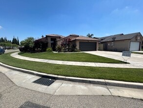 Building Photo - Beautiful 3 Bedroom 2 Bathroom in Farmersville!!