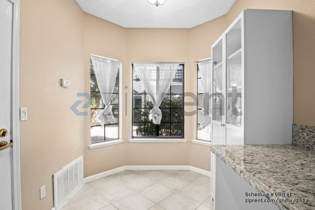 Building Photo - 1011 Asbury Way
